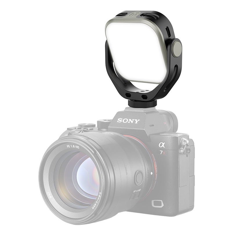 Ulanzi VL66 RGB ビデオライト 2500-65 - Photography Lighting Styles のレビューと価格