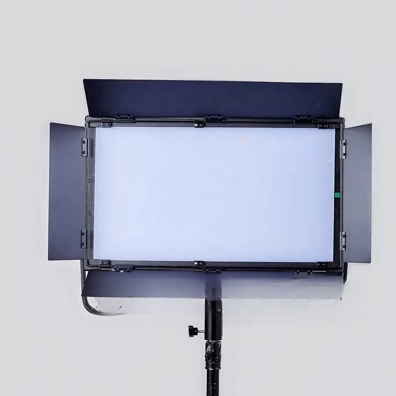 Yidoblo A-2200IIX 中国製ビデオライト 70 - Photography With Lighting のレビューと価格